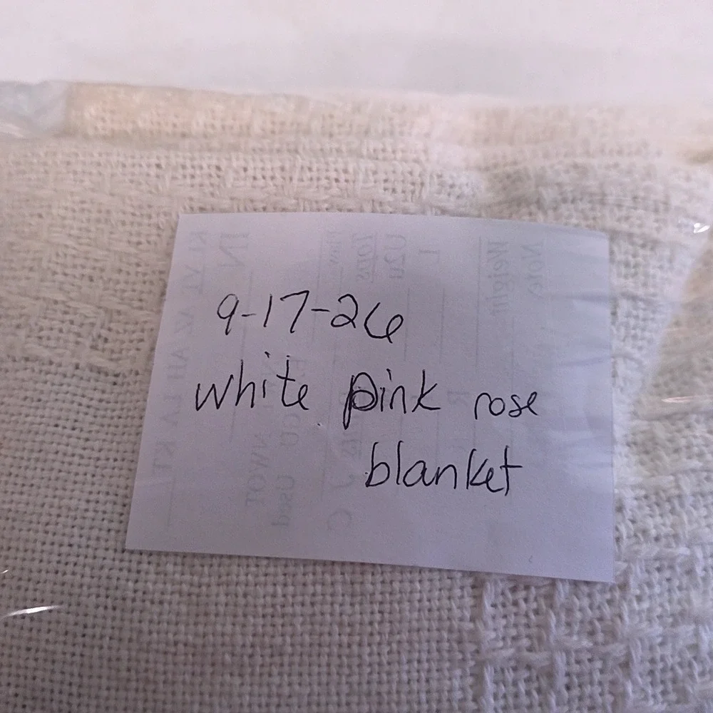 Unbranded vintage blanket